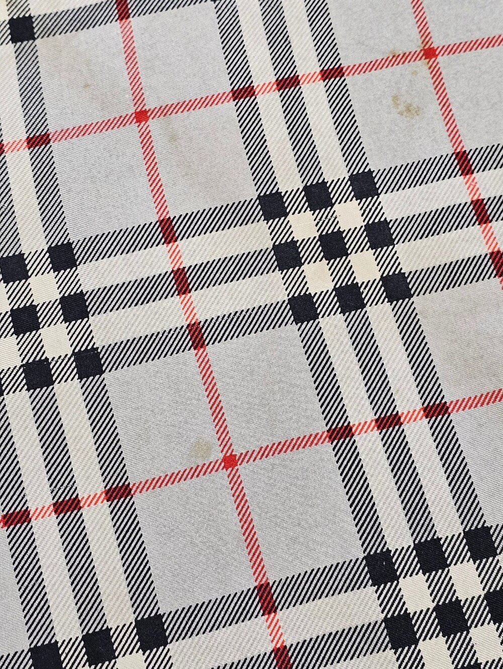 BURBERRY SCARF - Picture 4 of 16